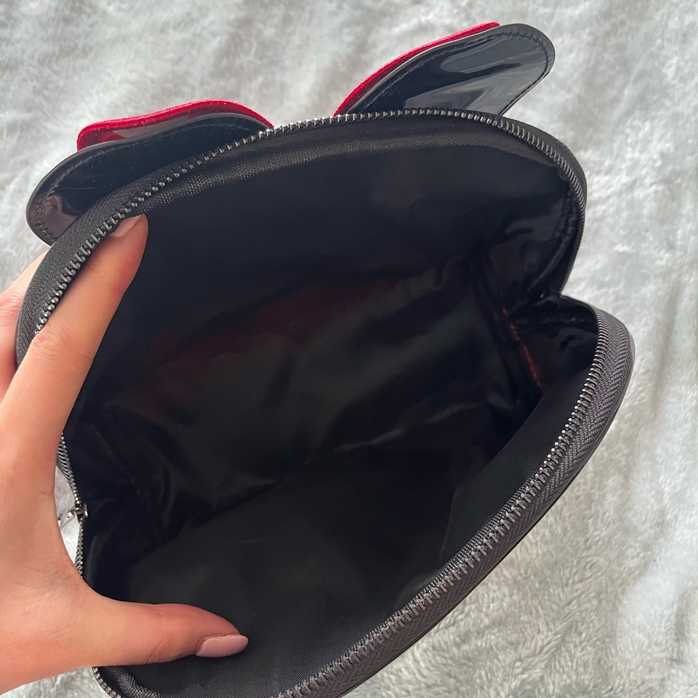 NWT minnie mouse X the crème shop cosmetic pouch bag - Picture 4 of 5